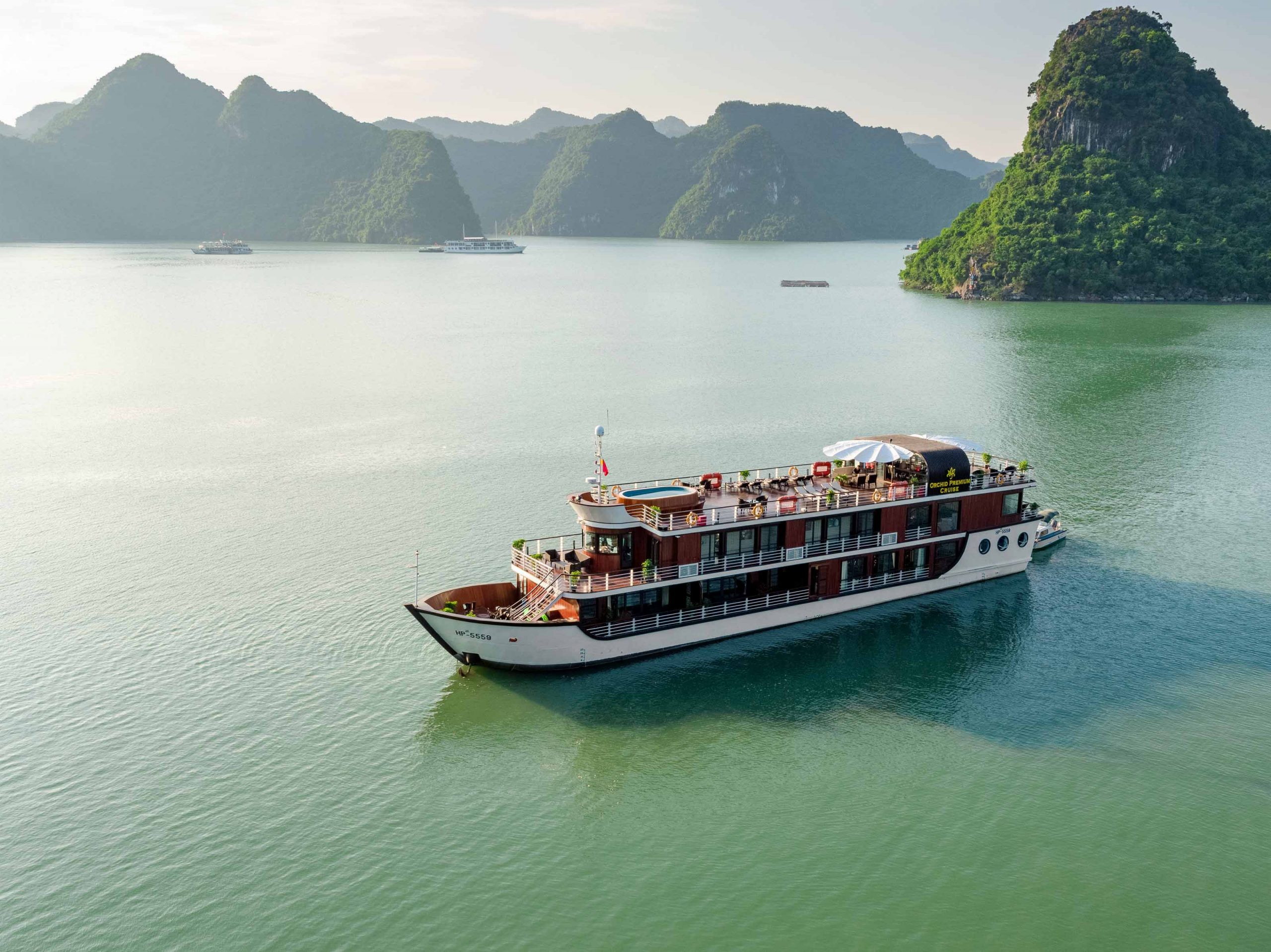 ORCHID PREMIUM CRUISE (2 DAYS 1 NIGHT)