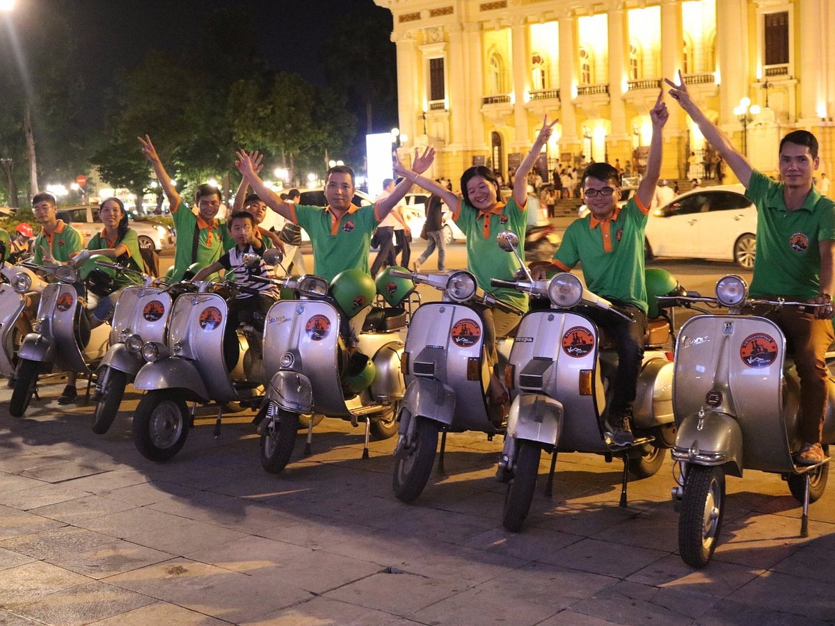 HANOI VESPA TOURS : FOOD + CULTURE + SIGHT + FUN ON VINTAGE VESPA- HVB1