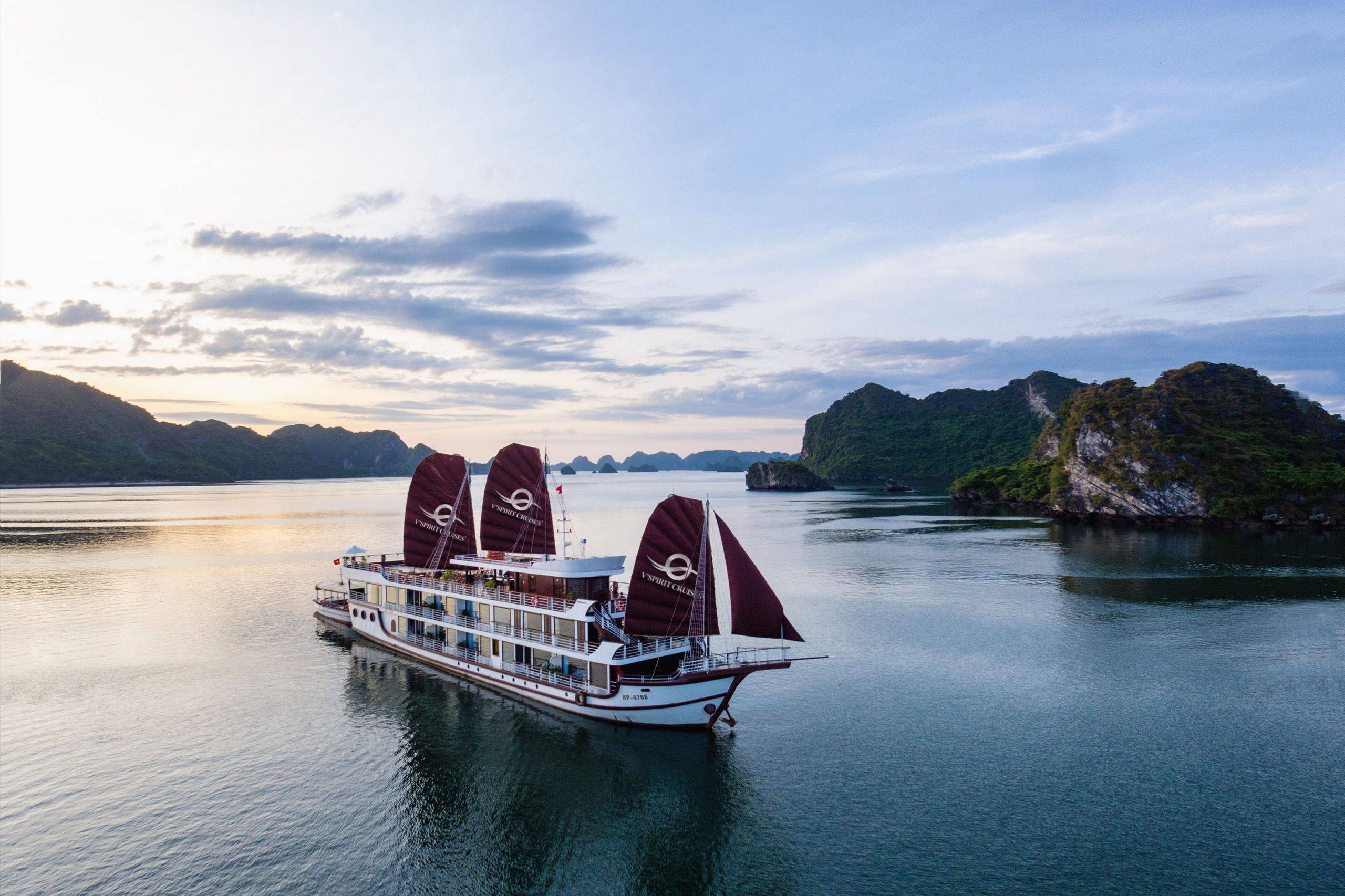  V’SPIRIT CRUISES (2 DAYS/1 NIGHT - 3 DAYS/2 NIGHTS) 